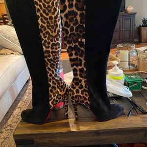 BRAND NEW NEVER WORN Christian Louboutin boots European 40 US Size 9.